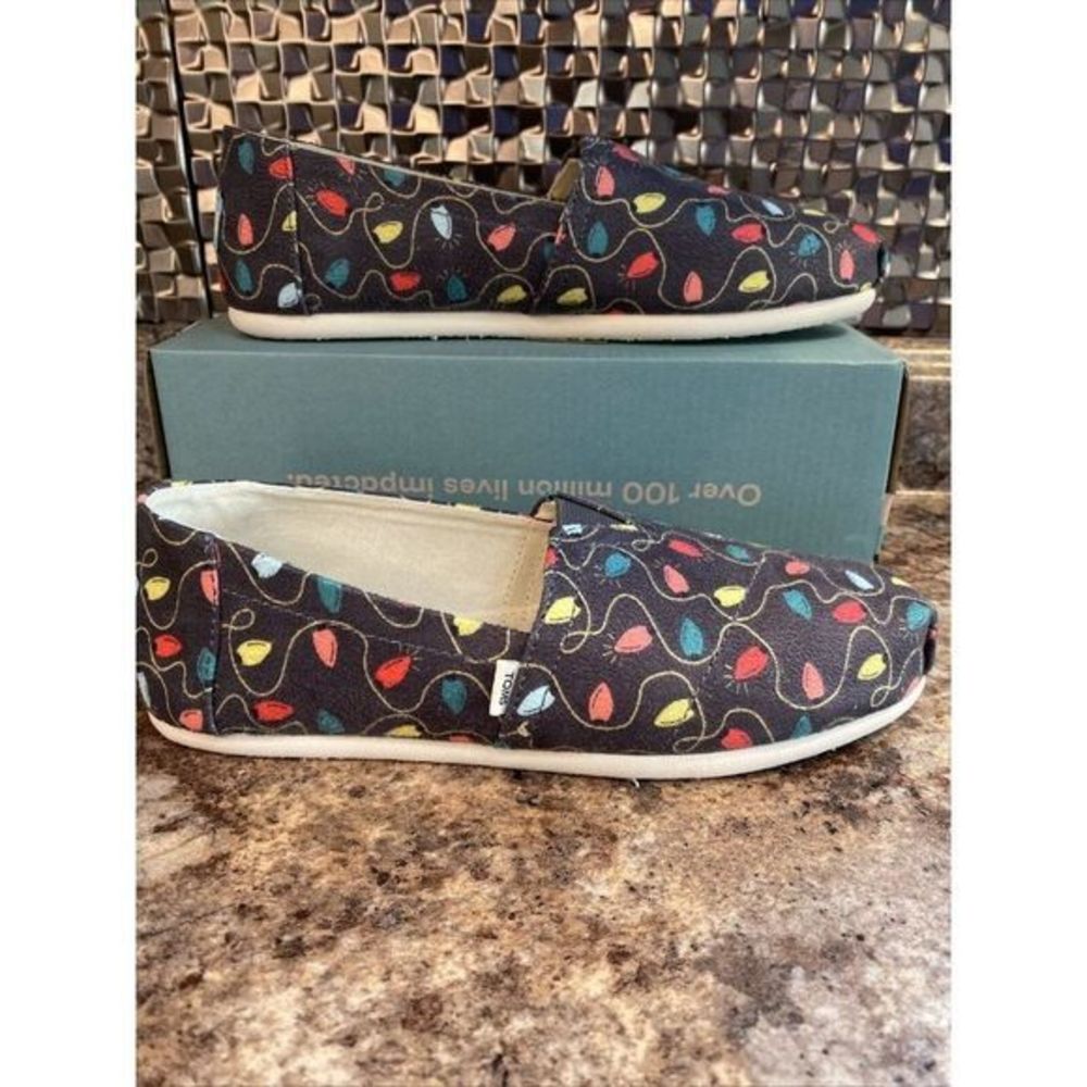 Toms Shoes Flats Loafers Christmas Xmas Lights Womens 6.5 NEW Belmont